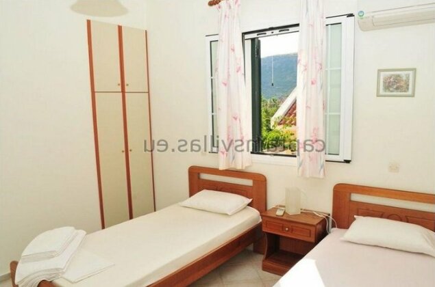 Captain's Villas - Photo3