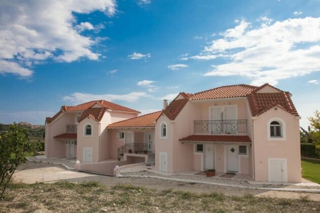Cavaliere Houses