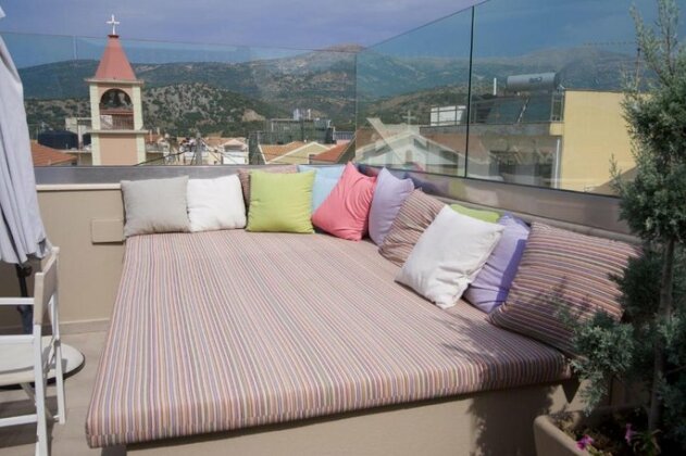 Central Square View Luxury Loft with Balcony - Photo3