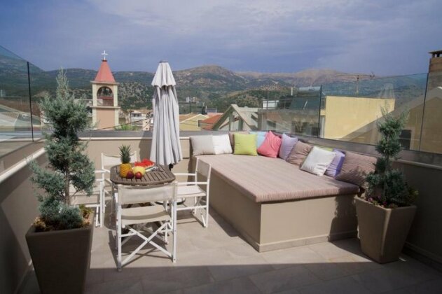 Central Square View Luxury Loft with Balcony - Photo4