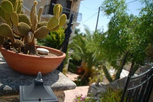 Christoforos Apartments - Photo4