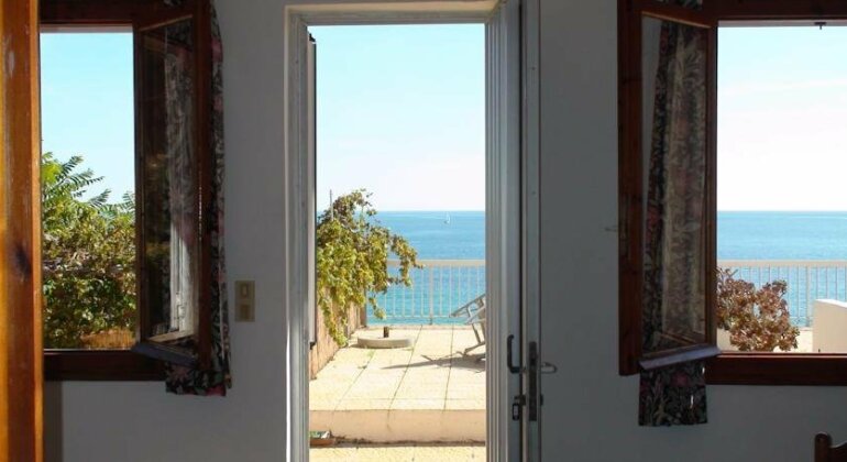 Constantinos Apartments - Photo5