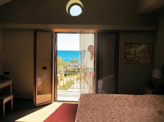 Costa Rossa -Adults Only - Photo3