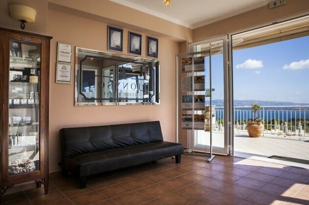 Dionysos Village Resort - Photo3