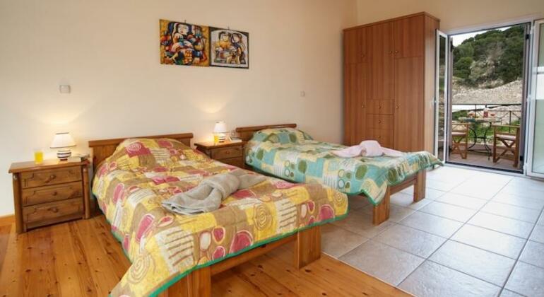 Dogis Retreat - Photo3