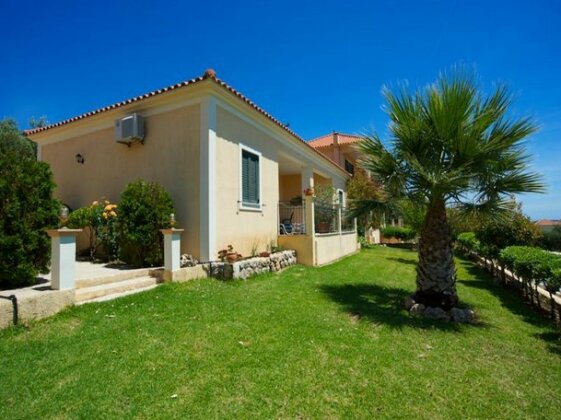 Eleftheria Studios Cephalonia - Photo2