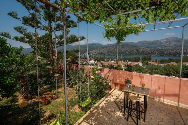 Elisso Apartment - Photo2