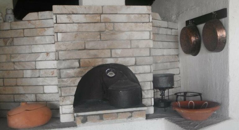 Evianna Studios - Photo3