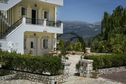 Evi's Gardens