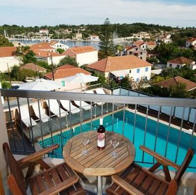 Fiscardo Bay Hotel - Photo5