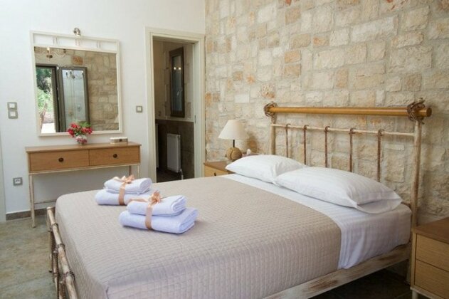 Forest Villas Kefalonia - Photo3
