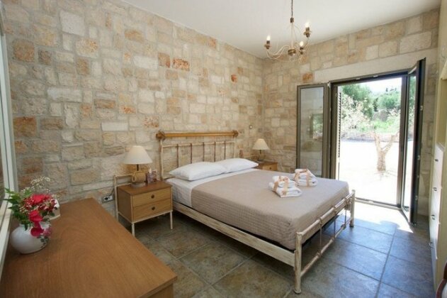 Forest Villas Kefalonia - Photo4