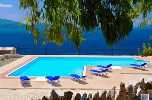 Fotini - Photo2