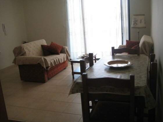 Giannos Apartments - Photo3