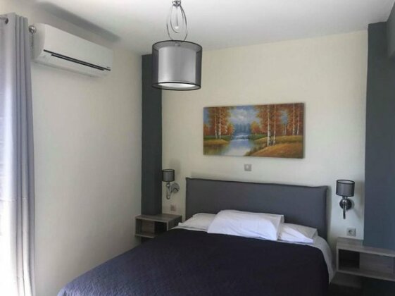 Helen's Studios & Apartments - Photo5