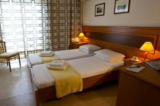 Hotel Summery - Photo3