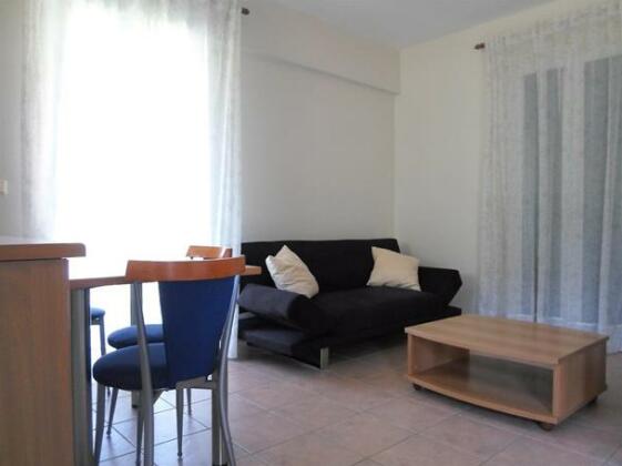 Ifigeneia - Photo2