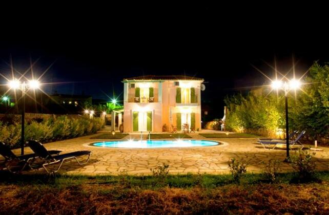 Iliachtides Villas - Photo2
