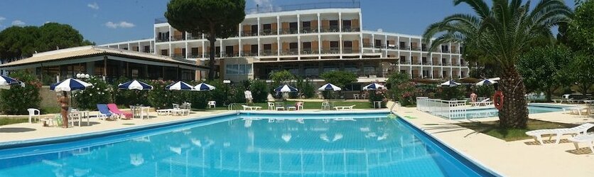 Irinna Hotel - Photo2