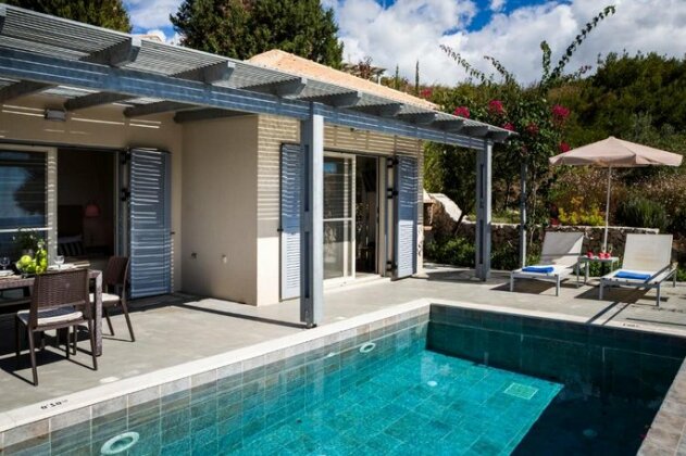 Kamnia Beach Cottage - Photo2