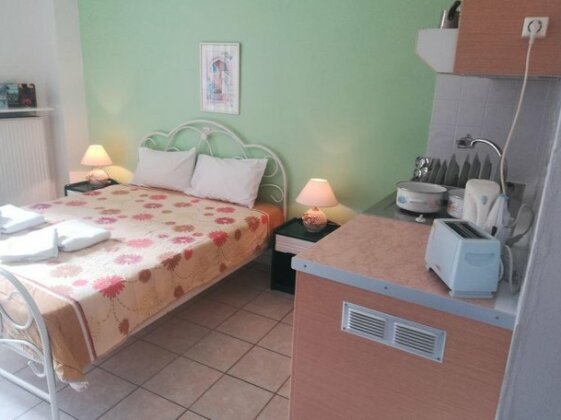 Konstantinos Apartments - Photo2