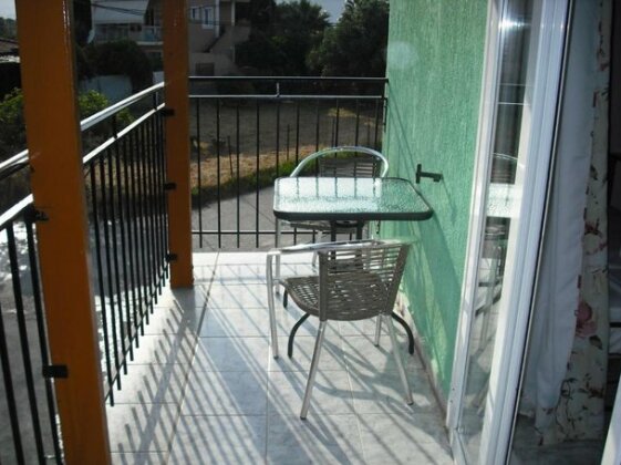 Kostas-Sarantis - Photo4