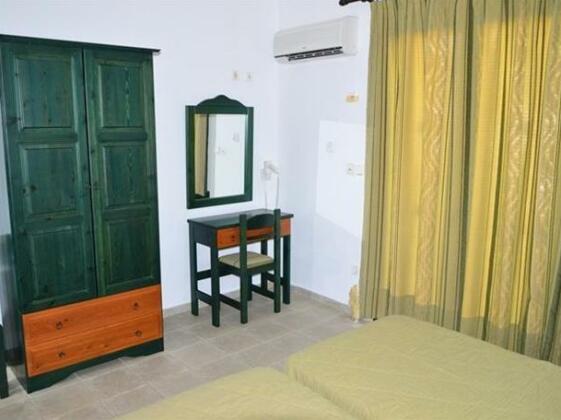 Koukounaries Studios - Photo4