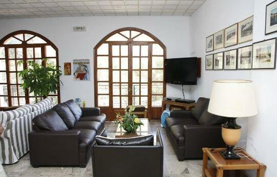 Lara Hotel - Photo4