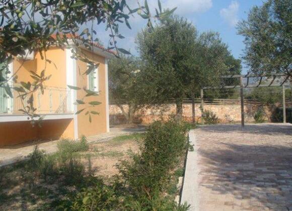 Leventis Villas - Photo5