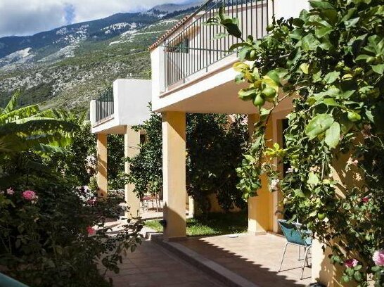 Lovides Village - Photo2