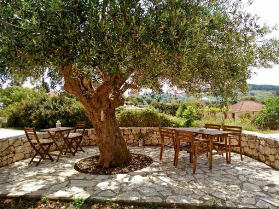 Maniata Holiday Apartments - Photo2