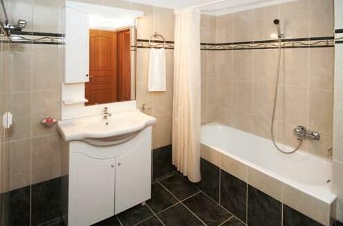 Mari-Christi Apartments - Photo5