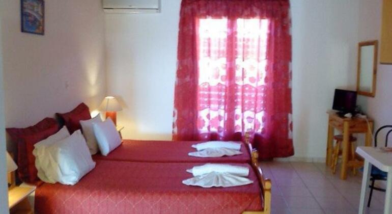 Marketos Apartments - Photo2