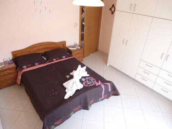 Mary's Apartments - Photo3
