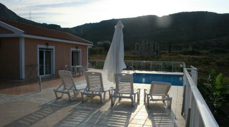 Mesogeios Villas - Photo5