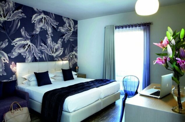 Mouikis Hotel - Photo2