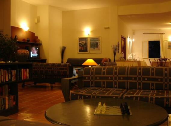Mounda Beach Hotel - Photo2