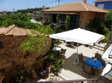 Museum Hotel George Molfetas