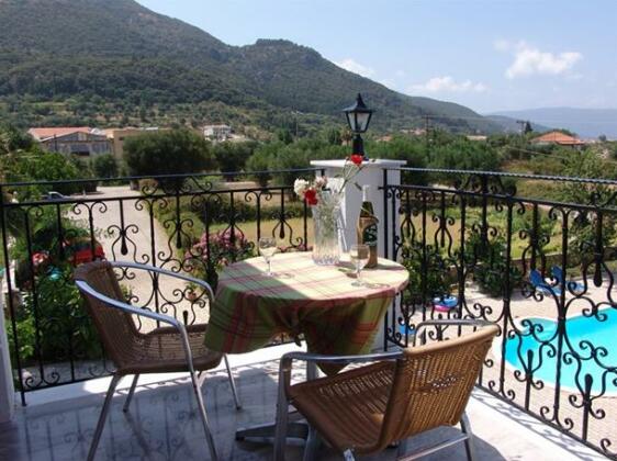 Nikos Studios and Apartments - Photo4