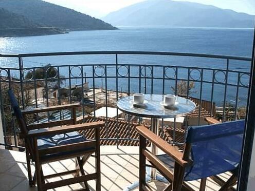 Olive Bay Hotel - Photo3