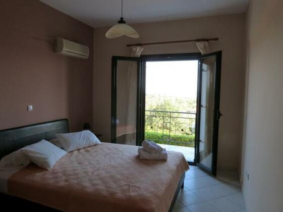 Oneira Villas - Photo4