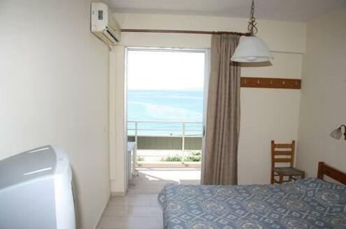 Pantelis - Photo3