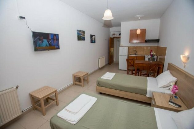 Papadatos Studios - Photo2