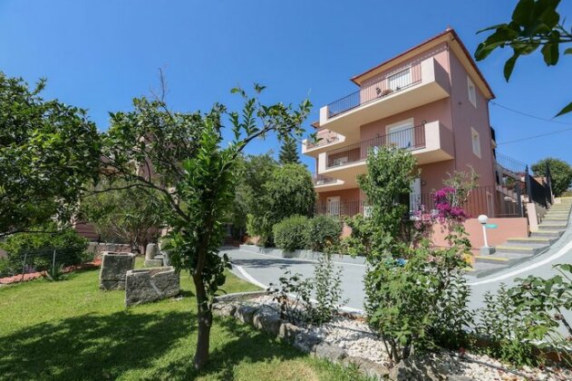 Pelagos Apartments Skala - Photo2