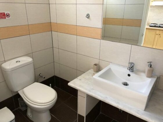 Petros Rooms & Apartments - Photo2
