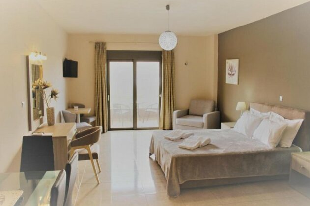 Phaedra Suites - Photo4