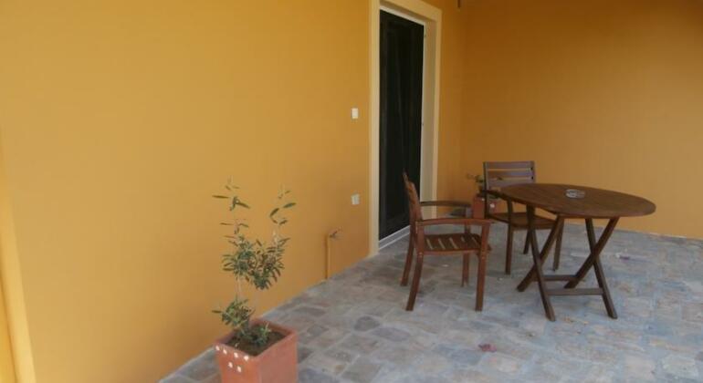 Sandy Beach Villas and Apartments - Photo4