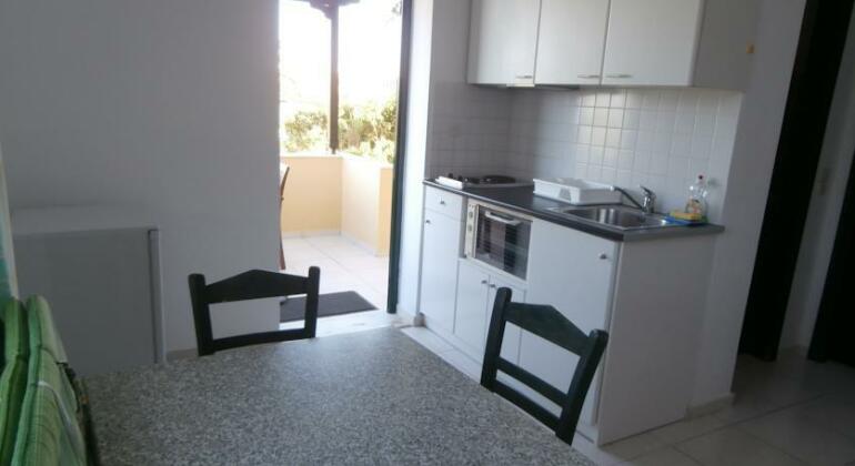 Sandy Beach Villas and Apartments - Photo5