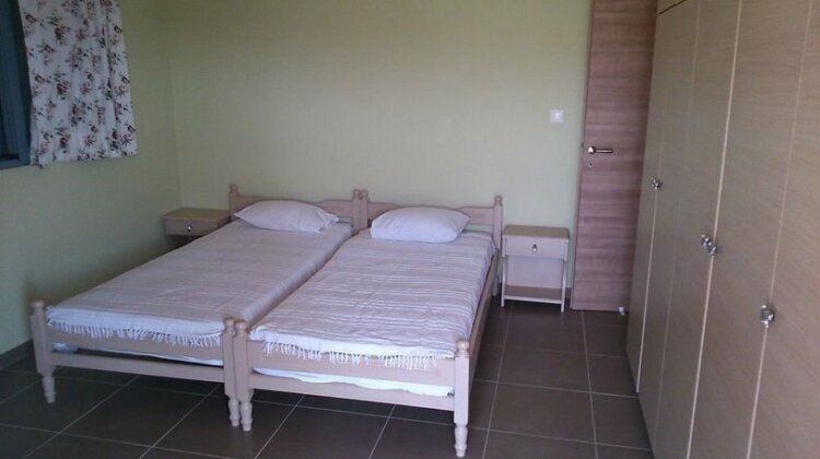 Silia - Photo3