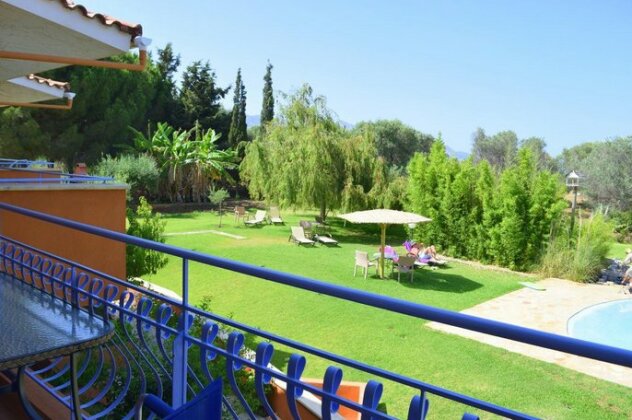 Simatos Apartments & Studios - Photo2